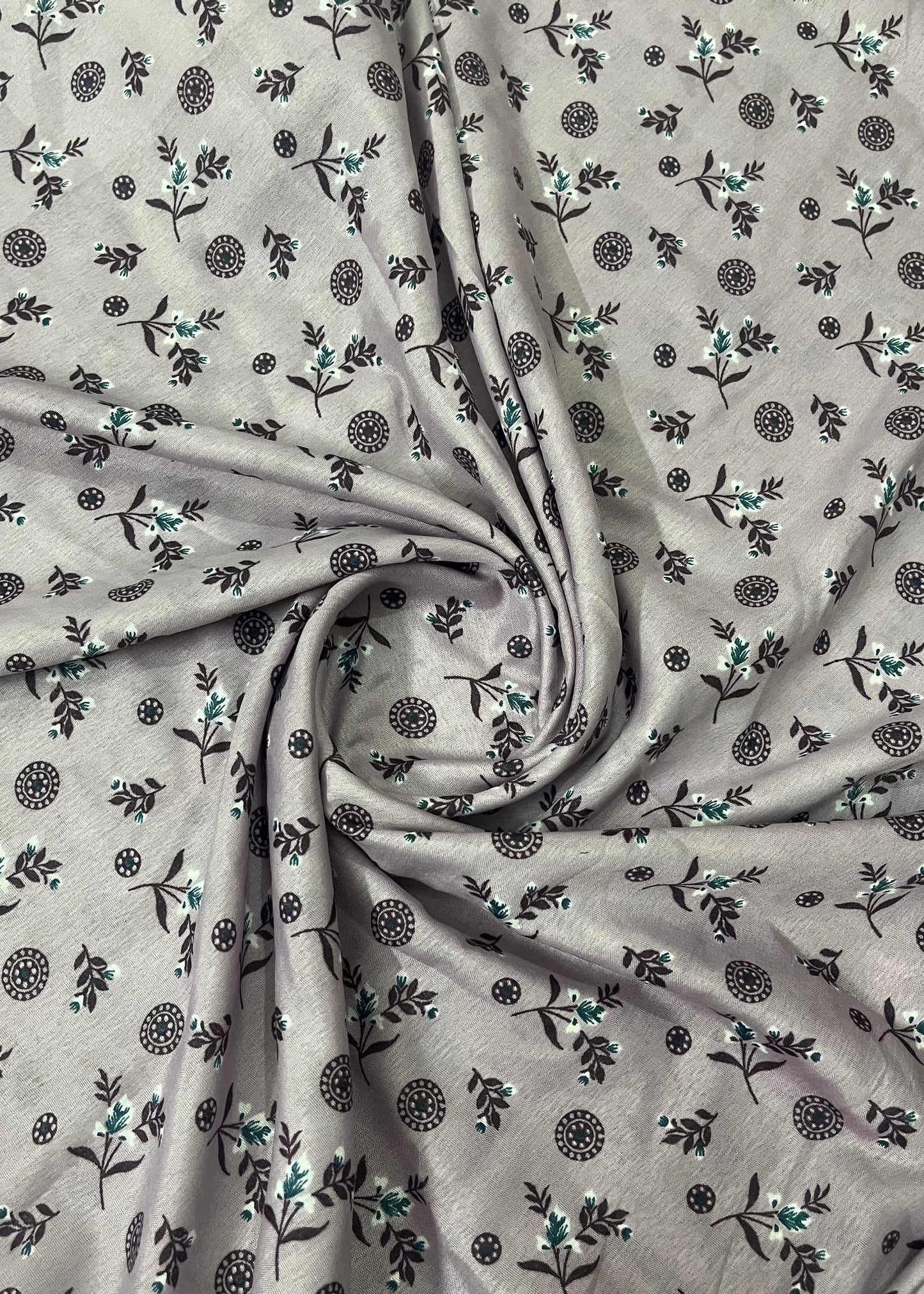 2 In 1  Printed Namaz Chaddar + Abaya 79 With Sleeves And Niqab (Stitched)