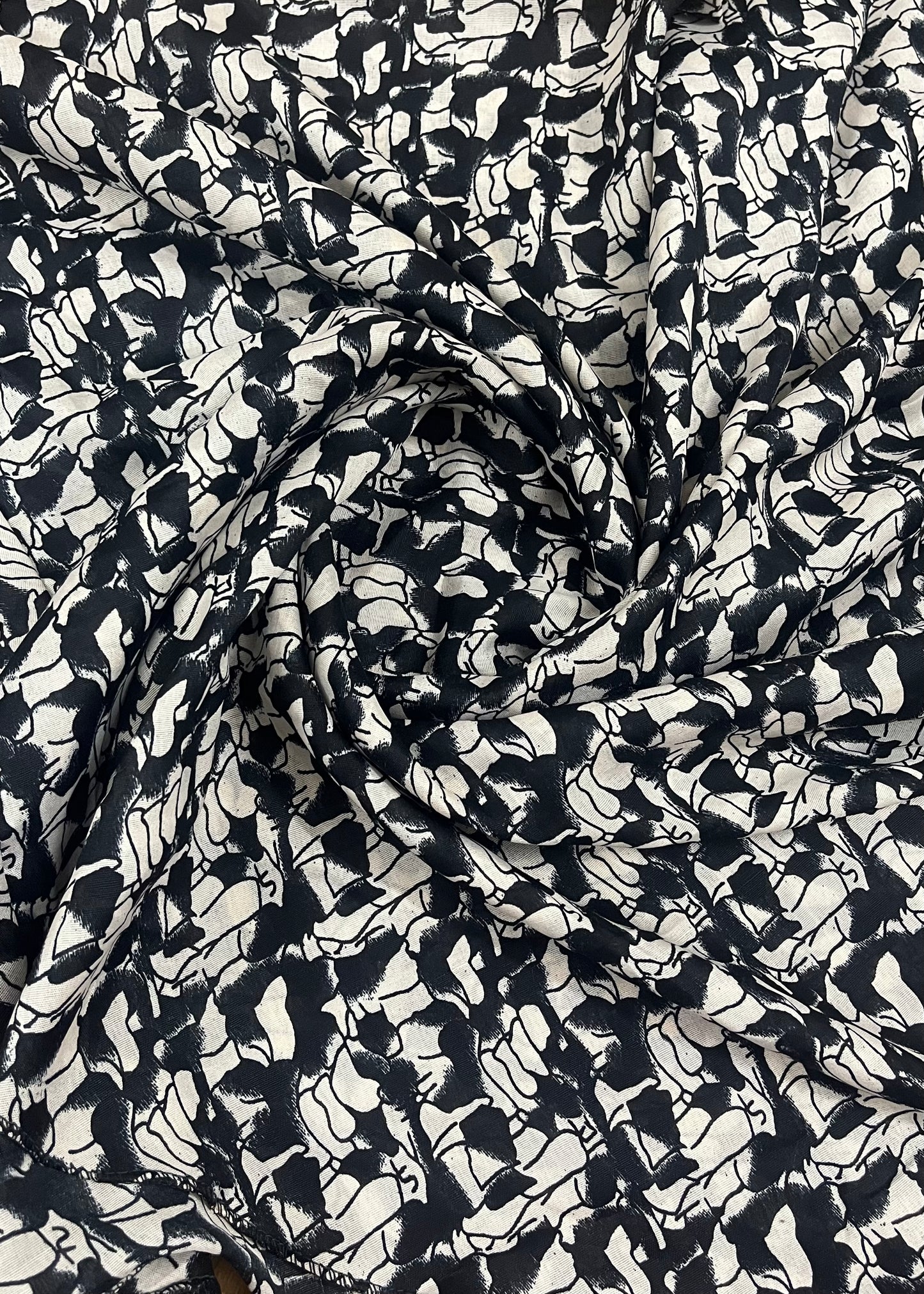 2 In 1  Printed Namaz Chaddar + Abaya 157 With Sleeves And Niqab (Stitched)